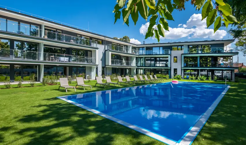 H55 Balatonlelle Apartmanhzak Balatonlelle - Karcsony (min. 2 j)