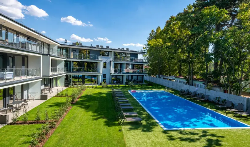 H55 Balatonlelle Apartmanhzak Balatonlelle - Karcsony (min. 2 j)