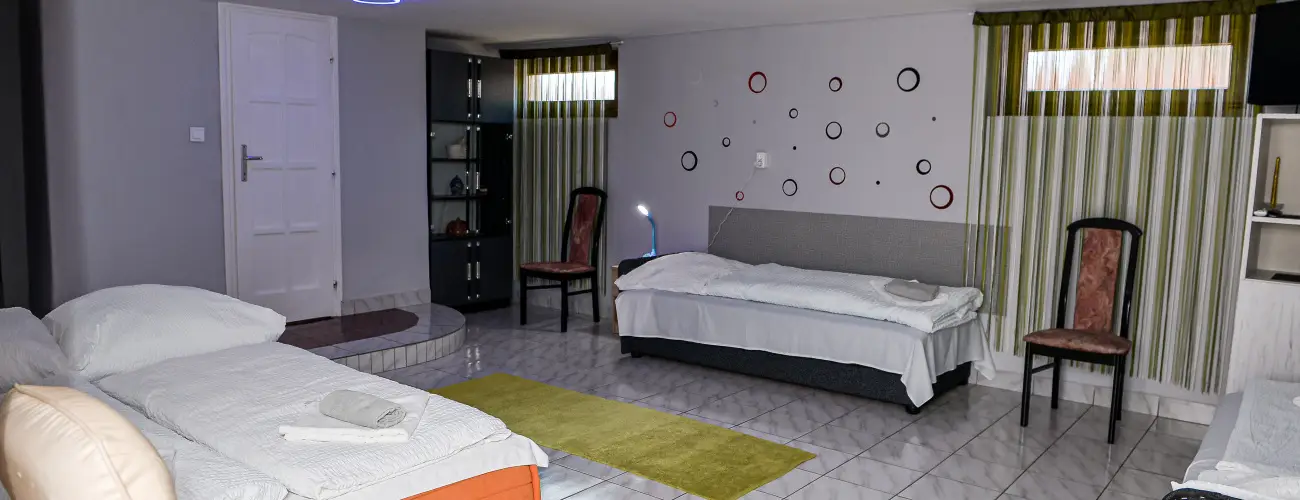 Hajnal Apartman Hajdszoboszl - Karcsony (min. 2 j)