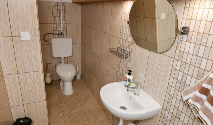 Hajnal Apartman Hajdszoboszl - Karcsony (min. 2 j)