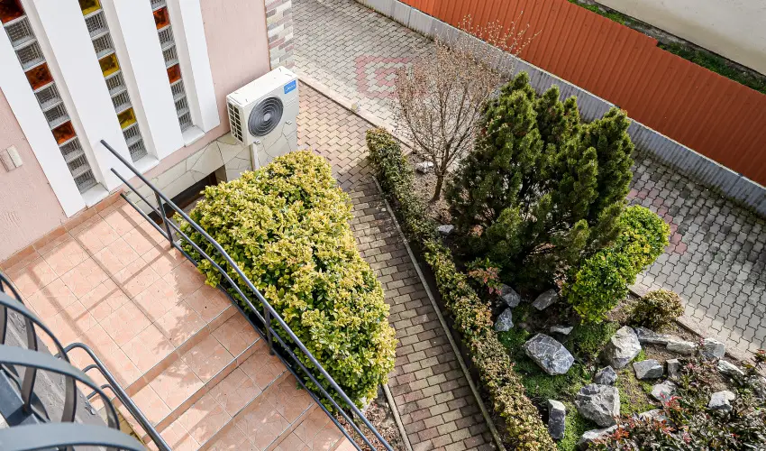 Hajnal Apartman Hajdszoboszl - Karcsony (min. 2 j)