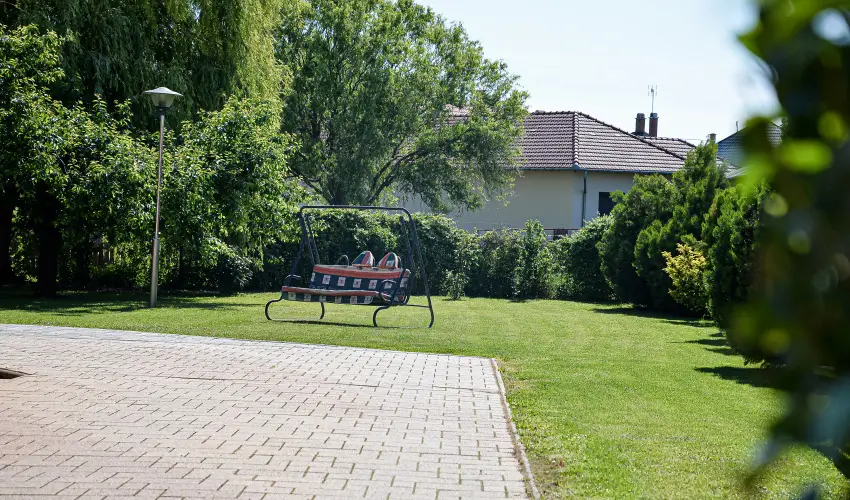 Hajnal Apartman Hajdszoboszl - Karcsony (min. 2 j)