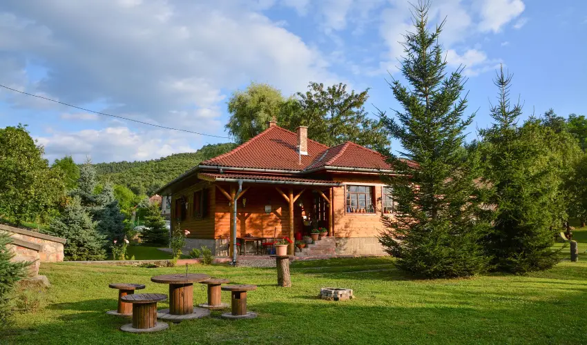 Halhza Vendghz Sirok - Karcsony (min. 2 j)