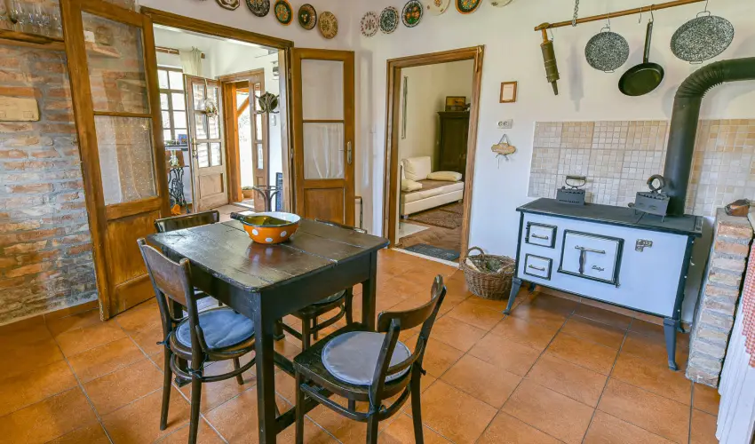 Halhza Vendghz Sirok - Karcsony (min. 2 j)