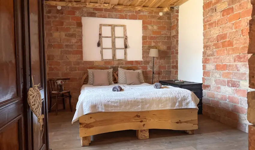 Halhza Vendghz Sirok - Karcsony (min. 2 j)