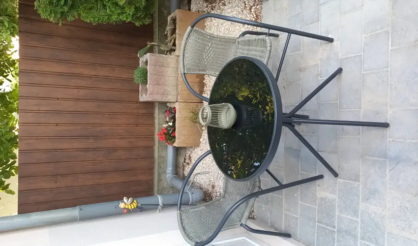 Hanga-lak Velence - Karcsony (min. 2 j)