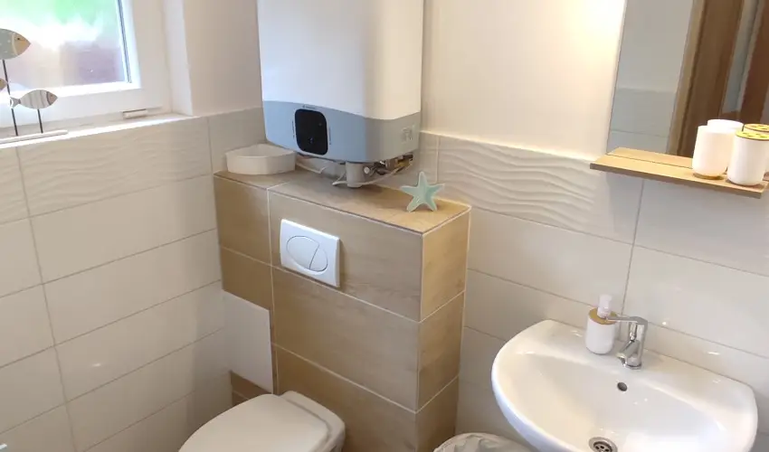 Hanga-lak Velence - Karcsony (min. 2 j)