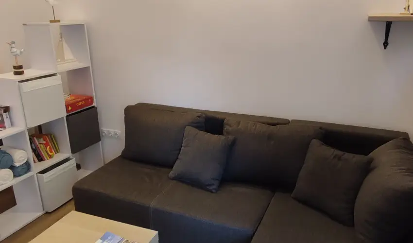 Hanga-lak Velence - Karcsony (min. 2 j)