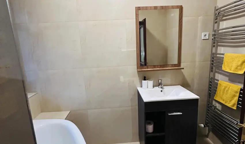 Harmnia Vendghz Miskolctapolca Miskolctapolca - Karcsony (min. 3 j)