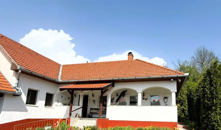 Harmony Vendghz Egerszalk - Karcsony (min. 3 j)