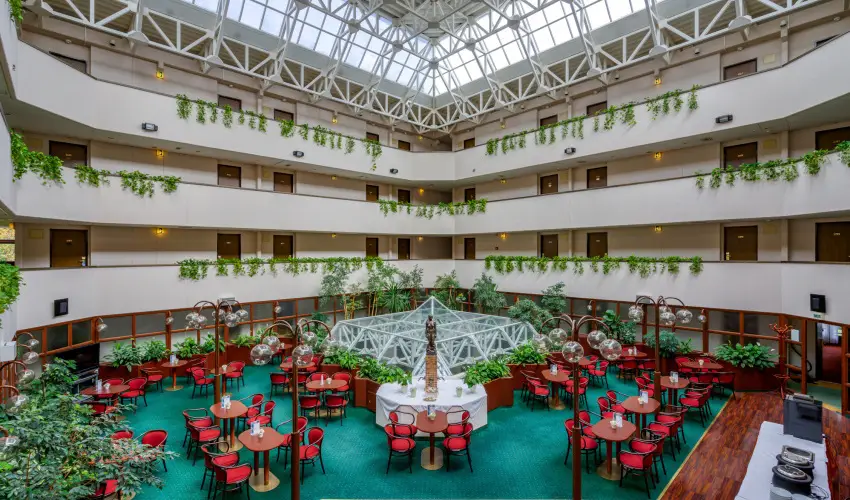 Ensana Thermal Srvr Srvr - Karcsony (min. 4 j)