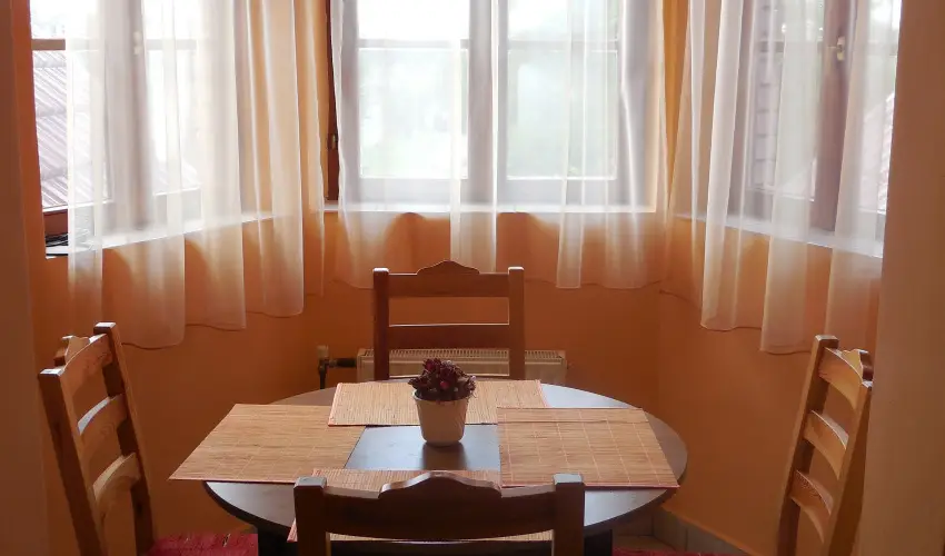 Hegyi Panzi Szilvsvrad - Karcsony (min. 3 j)