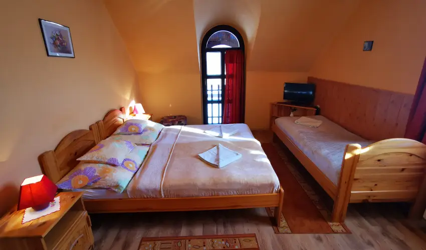 Hegyi Panzi Szilvsvrad - Karcsony (min. 3 j)