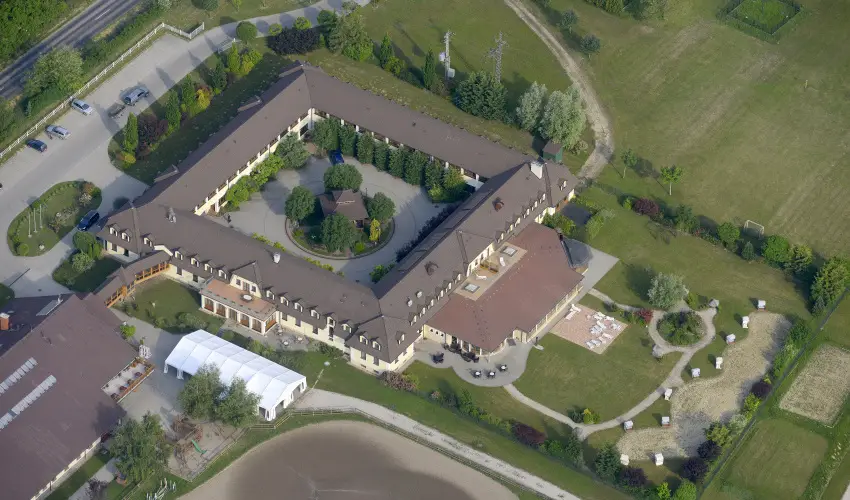 H�tk�ti Wellness Hotel & Lovaspark M�r - Kar�csony 