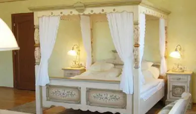 Htkti Wellness Hotel & Lovaspark Mr