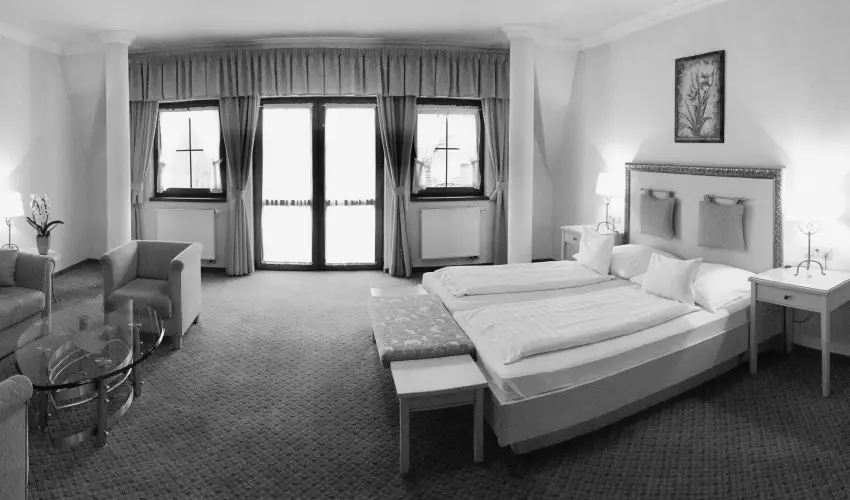 Htkti Wellness Hotel & Lovaspark Mr - Karcsony 