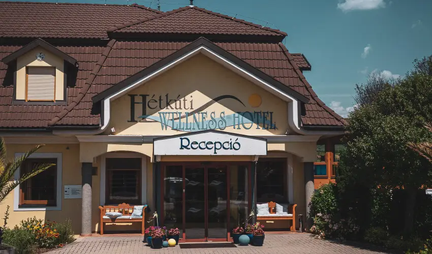 H�tk�ti Wellness Hotel & Lovaspark M�r - Kar�csony 