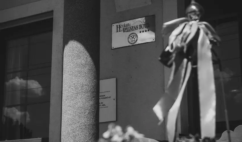 Htkti Wellness Hotel & Lovaspark Mr - Karcsony 