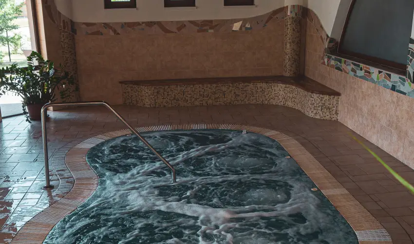 H�tk�ti Wellness Hotel & Lovaspark M�r - Kar�csony 