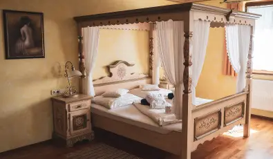 Htkti Wellness Hotel & Lovaspark Mr