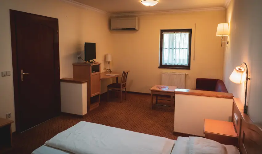 H�tk�ti Wellness Hotel & Lovaspark M�r - Kar�csony 