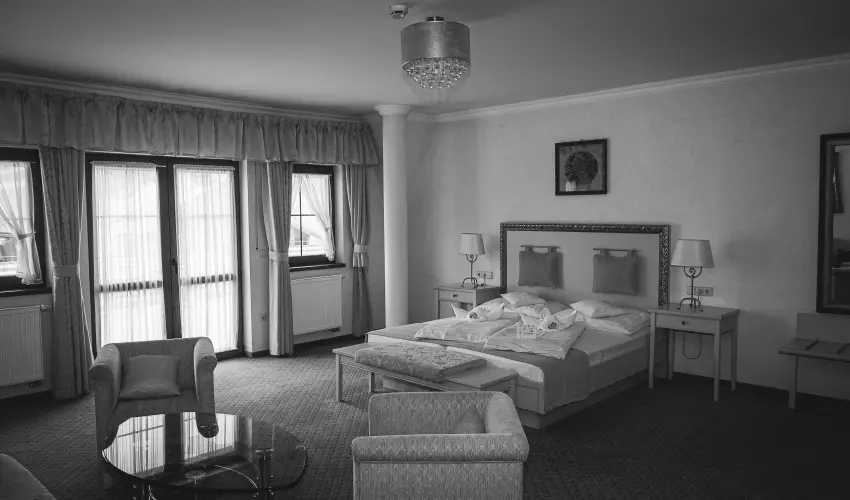 Htkti Wellness Hotel & Lovaspark Mr - Karcsony 