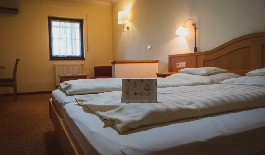 H�tk�ti Wellness Hotel & Lovaspark M�r - Kar�csony 