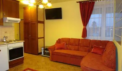 HoldLux Apartmanok Srvr