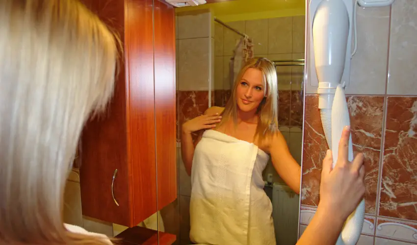 HoldLux Apartmanok Srvr - Karcsony (min. 2 j)