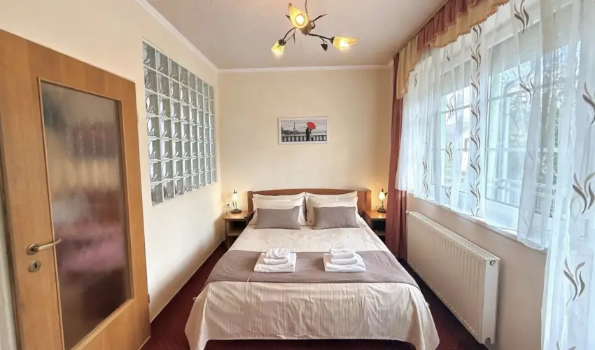 HoldLux Apartmanok S�rv�r - Kar�csony (min. 2 �j)