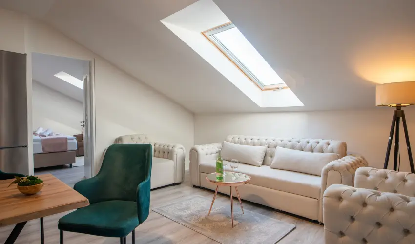 Holdvirg Hotel Srvr - Karcsony - teljes elrefizetssel