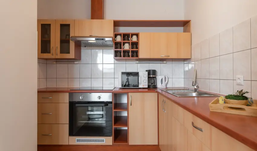 Holdvirg Hotel Srvr - Karcsony - teljes elrefizetssel