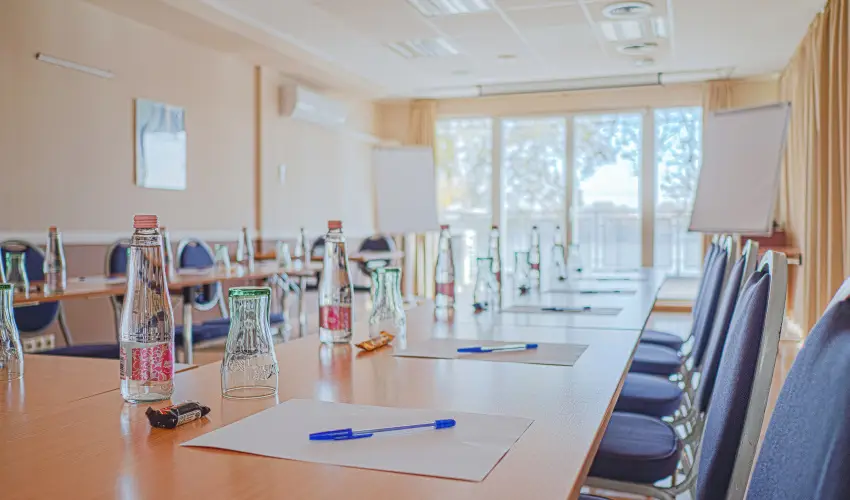 Holiday Beach Budapest Wellness Hotel with Sauna Park Budapest - Karcsony