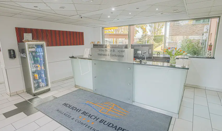 Holiday Beach Budapest Wellness Hotel with Sauna Park Budapest - Karcsony