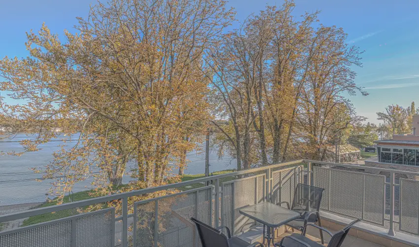 Holiday Beach Budapest Wellness Hotel with Sauna Park Budapest - Karcsony