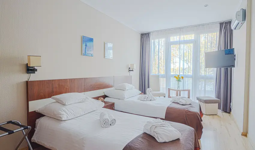 Holiday Beach Budapest Wellness Hotel with Sauna Park Budapest - Karcsony