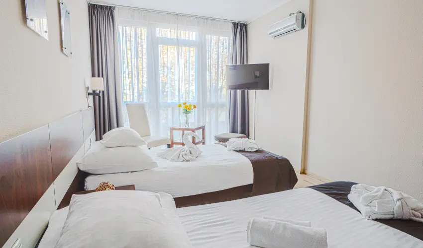 Holiday Beach Budapest Wellness Hotel with Sauna Park Budapest - Karcsony