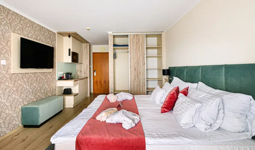 Holiday Club Apartman Hotel Hvz Hvz - Karcsony (min. 2 j)