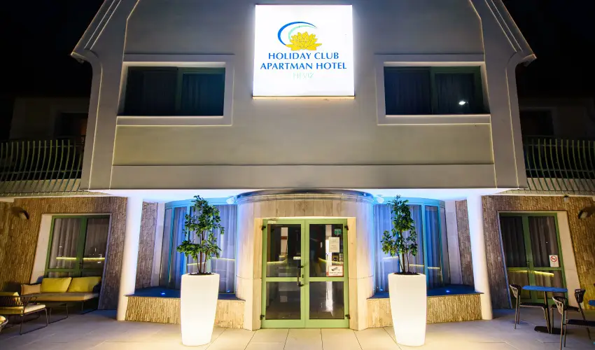 Holiday Club Apartman Hotel Hvz Hvz - Karcsony (min. 2 j)
