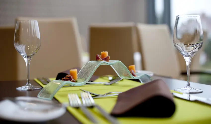 Abacus Business & Wellness Hotel Herceghalom - Meghitt karcsony az Abacusban (min. 2 j)