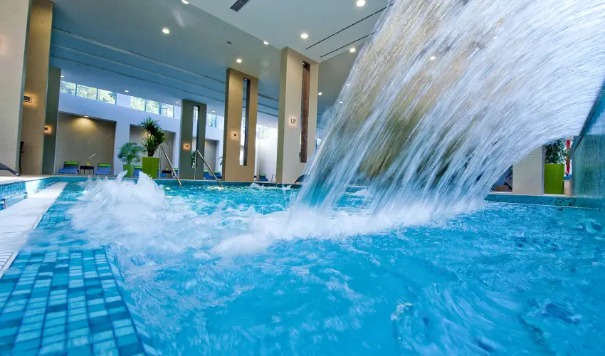 Abacus Business & Wellness Hotel Herceghalom - Meghitt karcsony az Abacusban (min. 2 j)