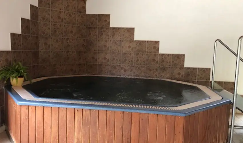 gnes Hotel Hvz - Karcsony