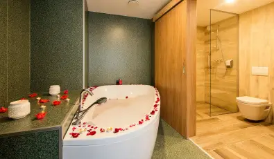 Akad�mia Hotel Balatonf�red