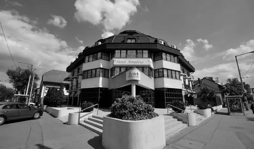 Amadeus Szlloda Budapest - Karcsony