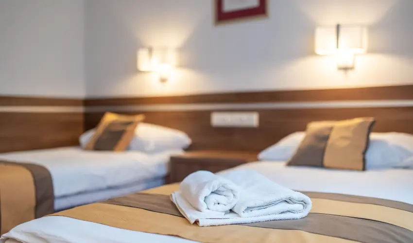 Hotel rpd Tatabnya - Karcsony