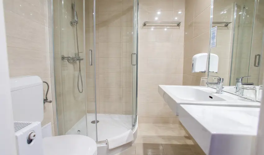 Hotel rpd Tatabnya - Karcsony