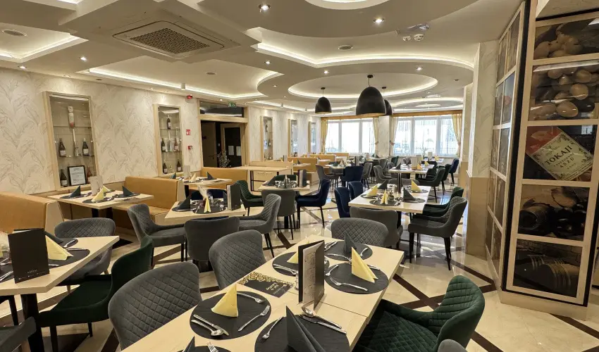 Hotel Aurum Family Hajdszoboszl - Karcsony (min. 3 j)