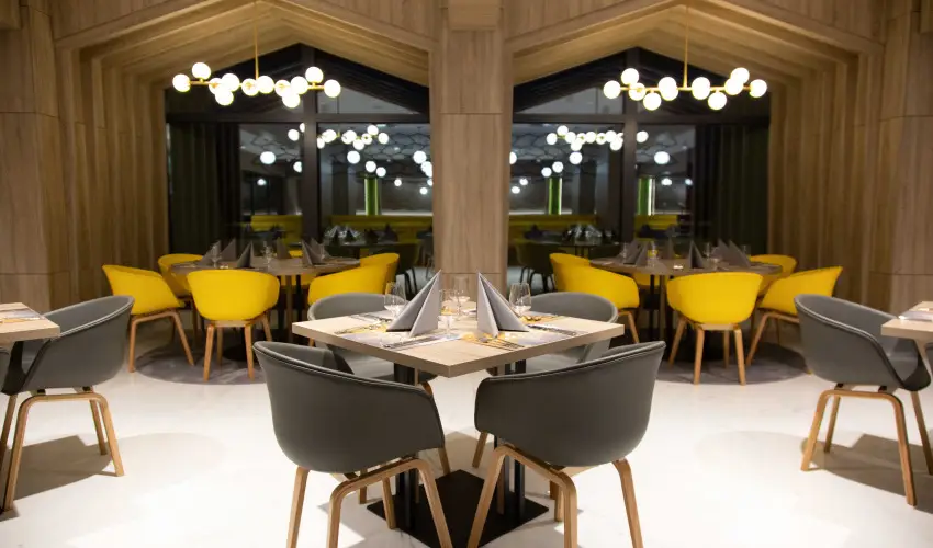 Avar Hotel Mtrafred - Karcsony