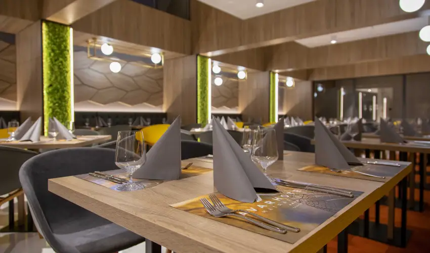 Avar Hotel Mtrafred - Karcsony