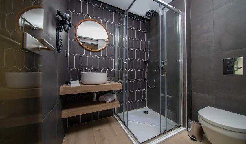 Avar Hotel Mtrafred - Karcsony